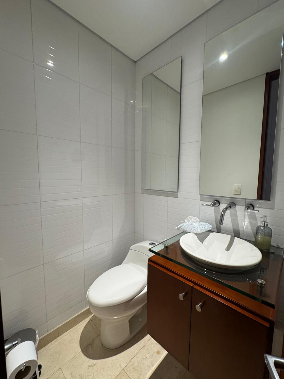 Miniatura: VENTA apto B/ Santa Bárbara - Reserva de la Sierra. Área 152