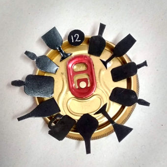 A drinker’s clock, a waste-material conceptual craft