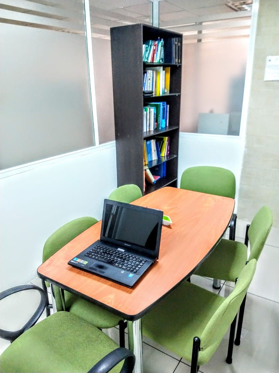 Miniatura: ARRIENDO Oficina B/ Teusaquillo. Área 60 mtrs