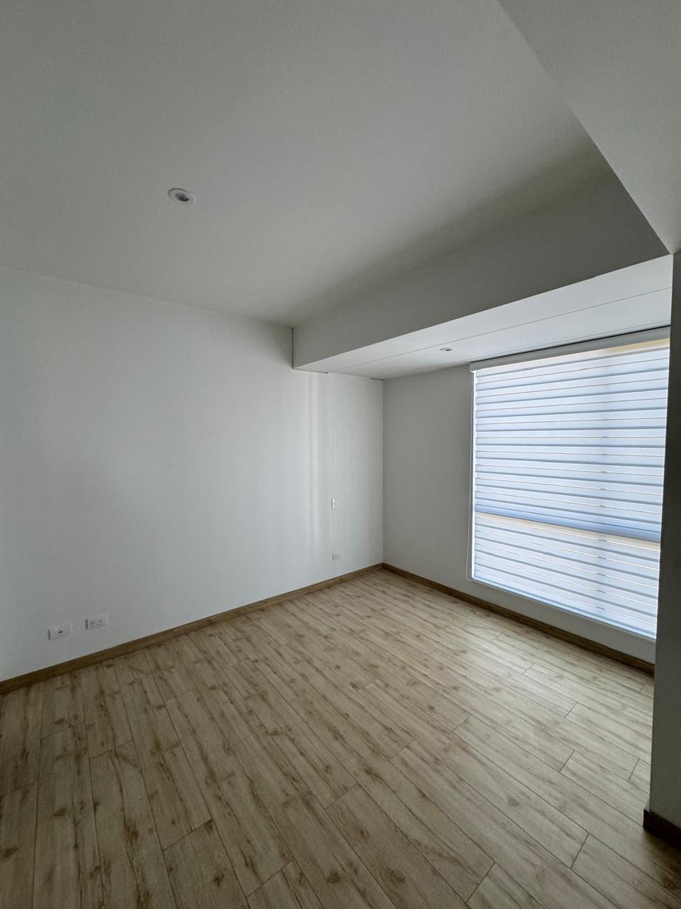 Miniatura: VENTA B/ Barrancas. Área 93 mtrs