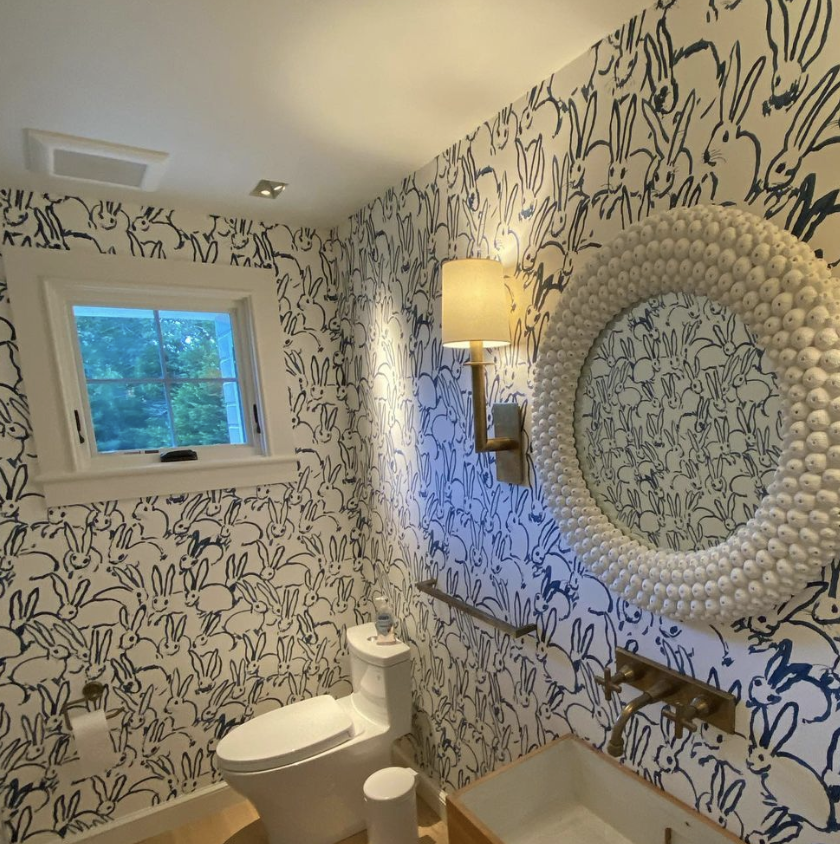 Bathroom Wallpaper - Suffolk County , Bunnies