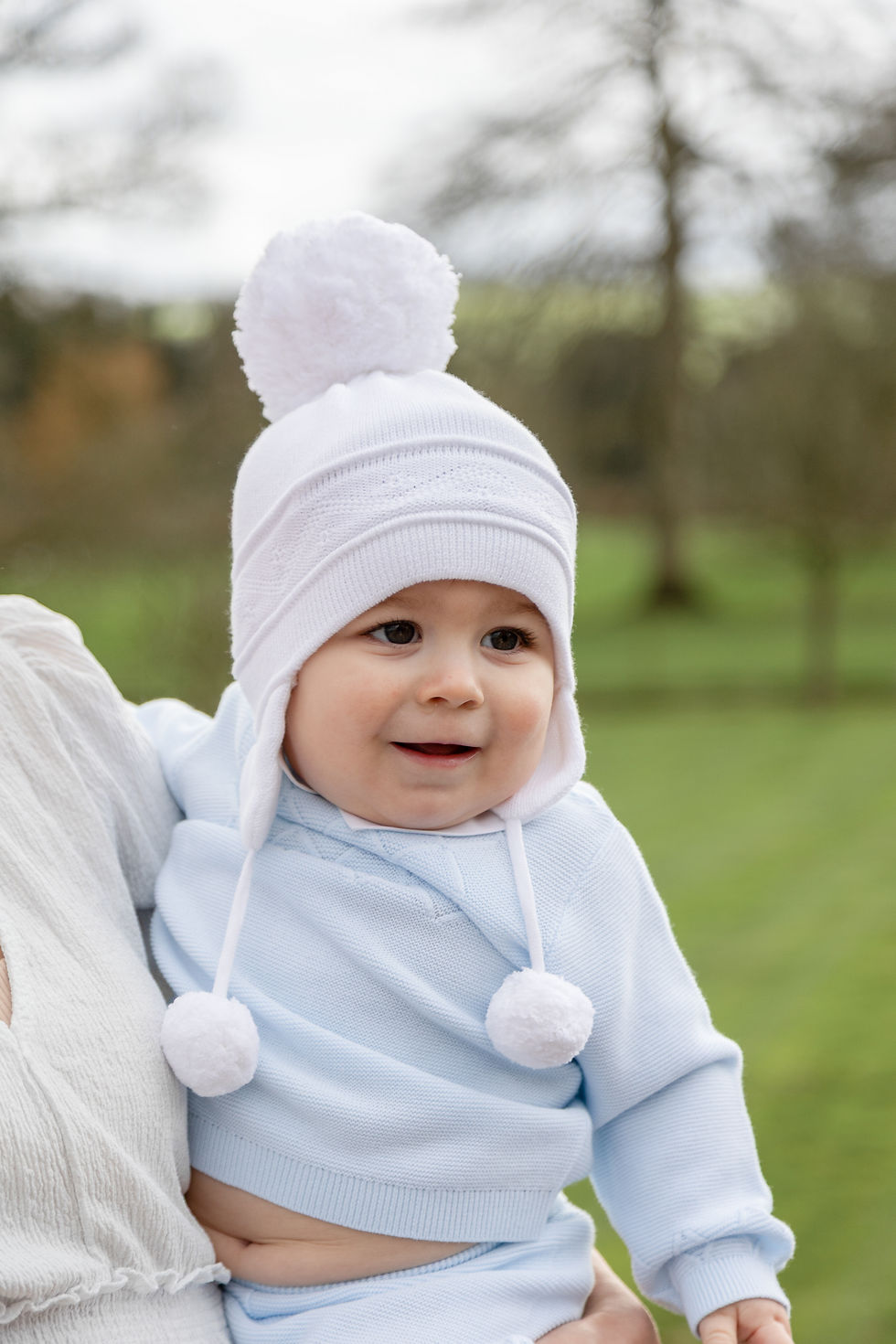 Thumbnail: Emile et Rose - Griffin White true knit cosy ear bobble Hat