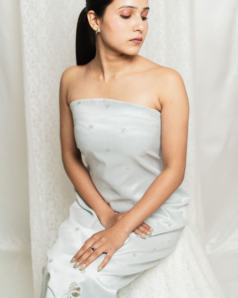 Label Simran Ahuja