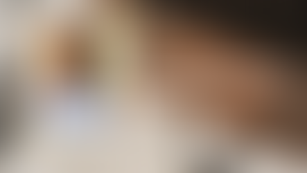 Arte gráfica da Literária Mais com foto da escritora Rayene Maciel e destaque para microcontos vencedores do desafio literário.