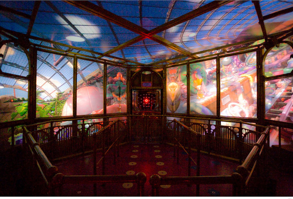 Immersive Stage Experience