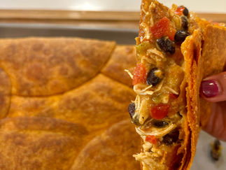 Easy High-Protein Sheet Pan Chicken Quesadilla Bake Recipe for Busy Weeknights