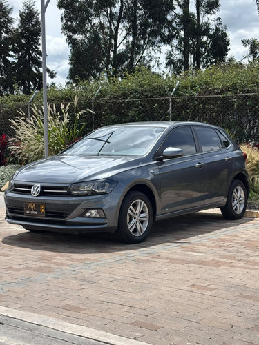VOLKSWAGEN POLO COMFORTLINE 2020