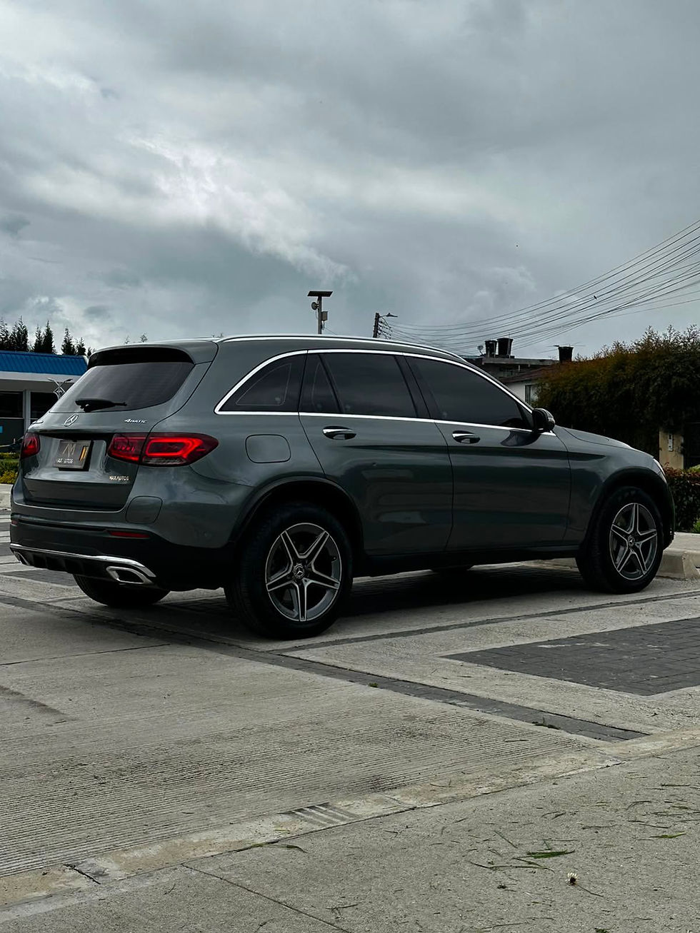 Miniatura: MERCEDES BENZ GLC300E 2022
