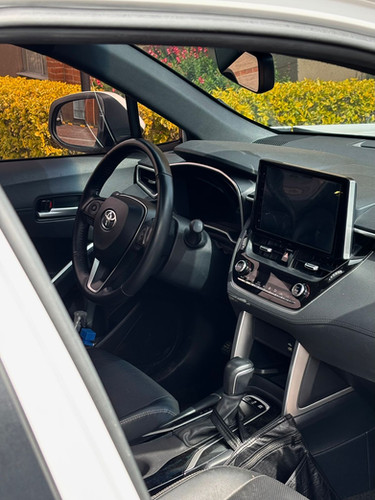 TOYOTA COROLLA CROSS SEG 2024