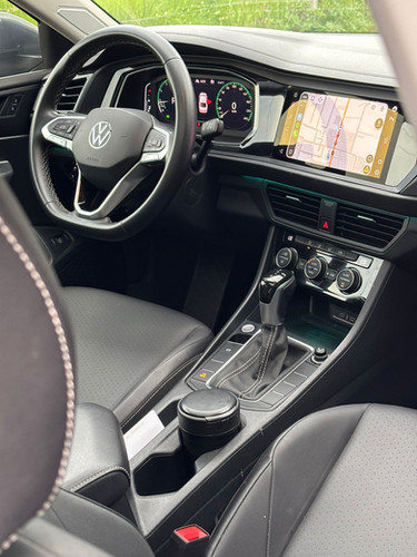 VOLKSWAGEN JETTA HIGHLINE 2023