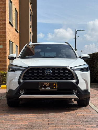 TOYOTA COROLLA CROSS SEG 2024
