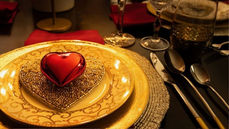 Elevate Your Valentine’s Day: Hosting Tips for Galentine’s Gatherings and Romantic Dinners