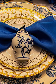 chinoiserie-tablescape-ideas.jpg