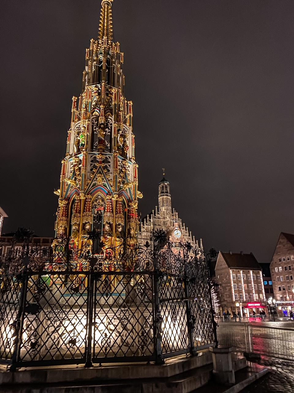 Schöner Brünnen, Nuremberg