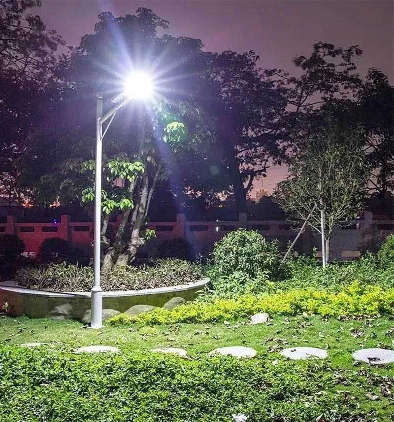 Miniatura: Luminária Solar 50 W All in One para postes de 3 a 4 m 2.100 Lúmens