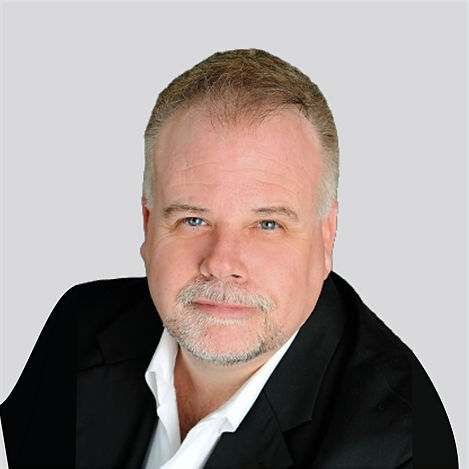 Certified real estate instructor with 10+ years of experience at Absolute RE School