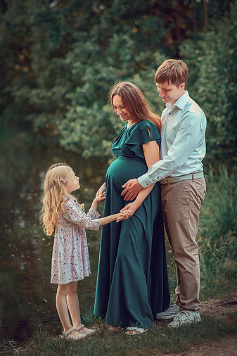 Family photographer in Toronto