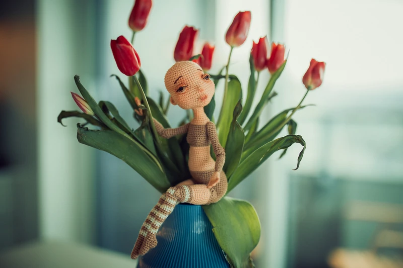 Crochet movable doll tutorial and pattern