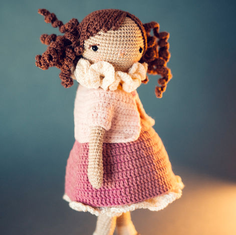 My first crochet doll. She was made while we were temporarily living in Armenia. By that time, I had already made a lot of amigurumi, and I wanted my next project to be more complicated and interesting. And that’s how my crochet doll story began.