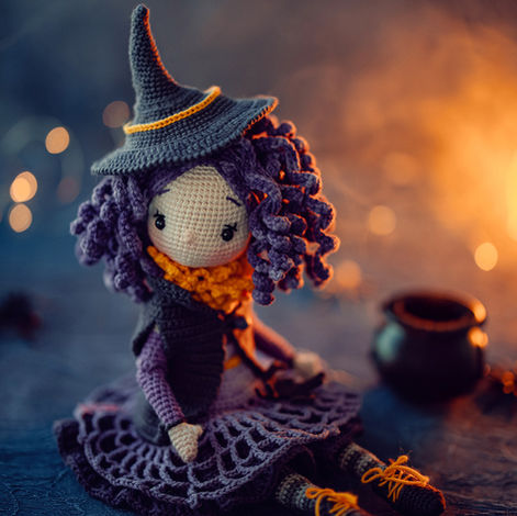 All my dolls are a little bit of witches, but she’s the official one.✨💜