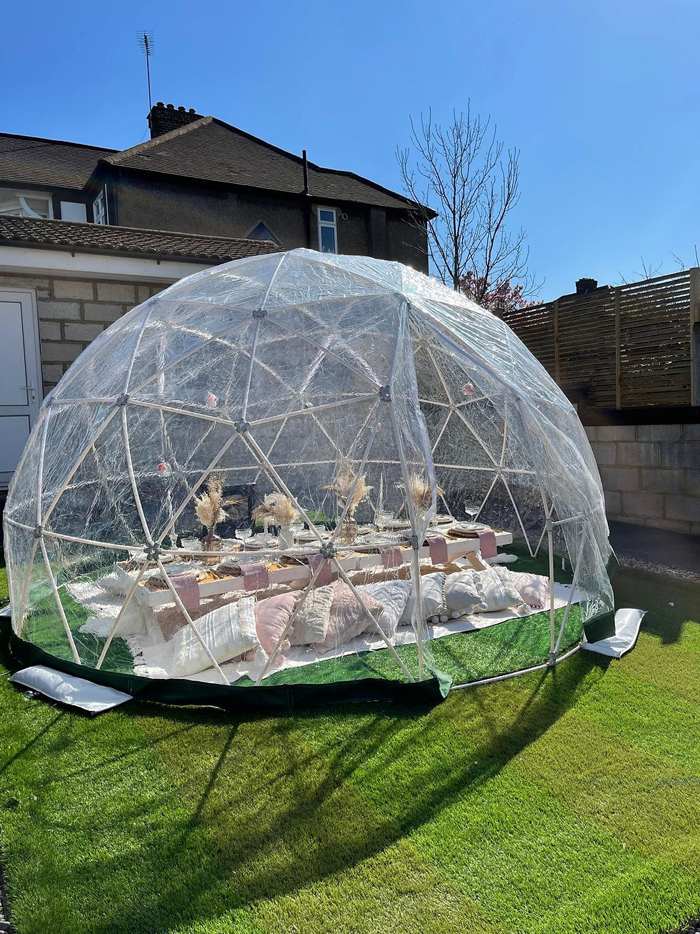 Why Igloo Dining is the Ultimate Winter Experience