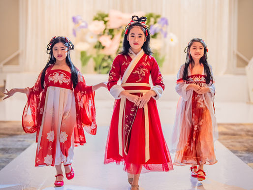 Dragons Runway - Bridging Eras of Fashion