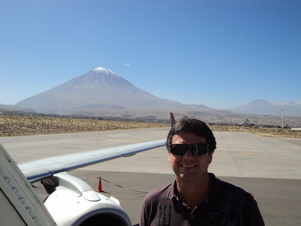 Vulcões no aeroporto de Arequipa