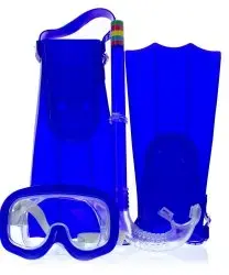 BE0007  Flippers, Snorkel, Goggles in Bag ASST 40CM