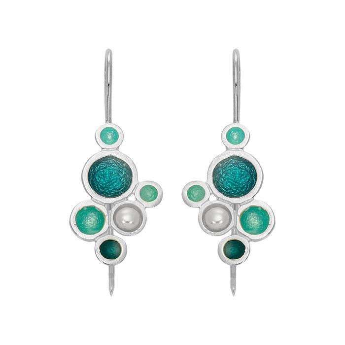 Earrings in silver with enamel and pearl