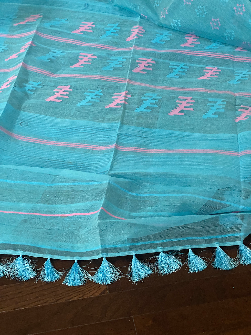Thumbnail: Dhakai Jamdani saree