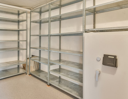 Seed storage cold room