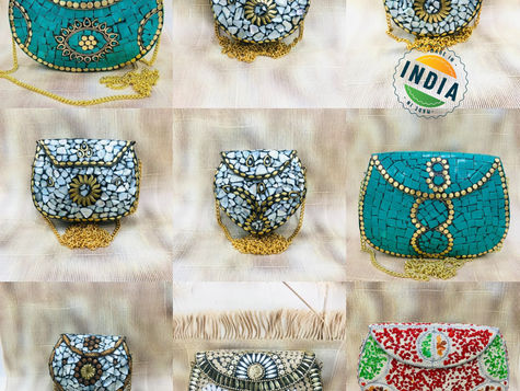 📸✨ Introducing our exquisite Handmade Metal Mosaic Clutches! ✨📸

Elevate your style with these stunning pieces of art that combine intricate metalwork with vibrant mosaic patterns.