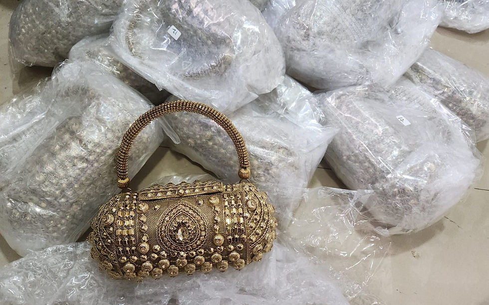 Thumbnail: Plain Ladies Metallic Clutch Bag