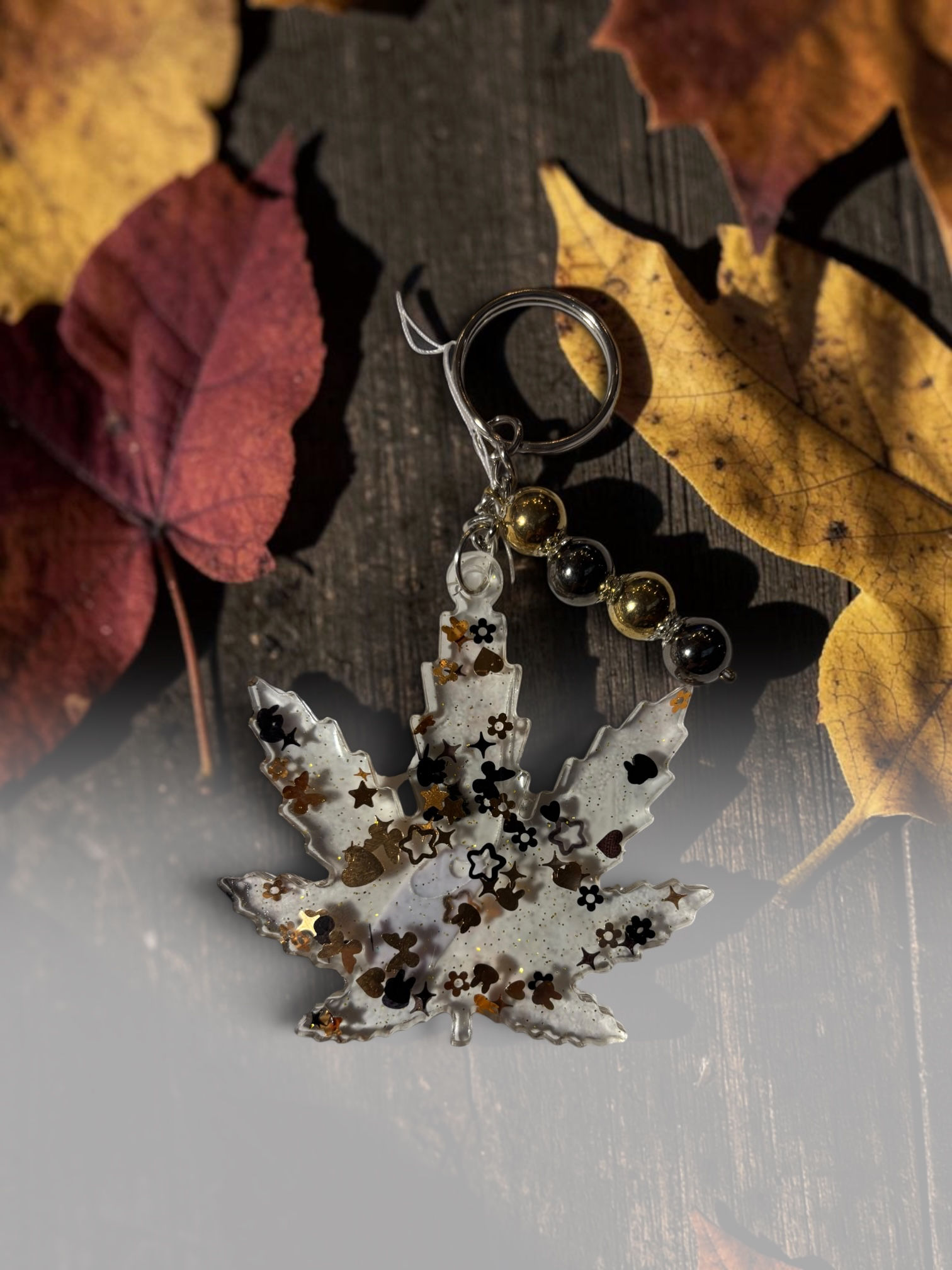 🍁 Confetti Leaf Glitter Keychain — Handmade by Enchanted Creations