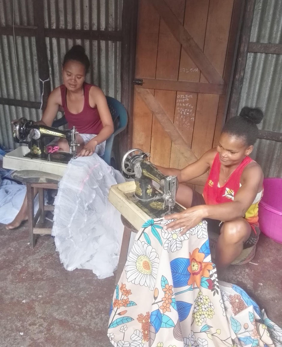 Soandaza Gilianie Madeleine and Ravoharisoa Zara Falda run a sewing business.