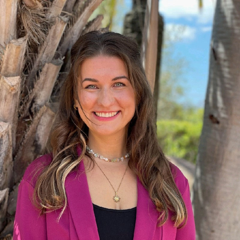 Janina Peter - Founder & CEO of Bridging Gaps