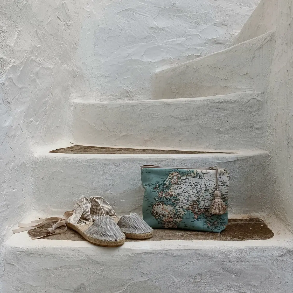 Atlas Travel Make-Up Bag