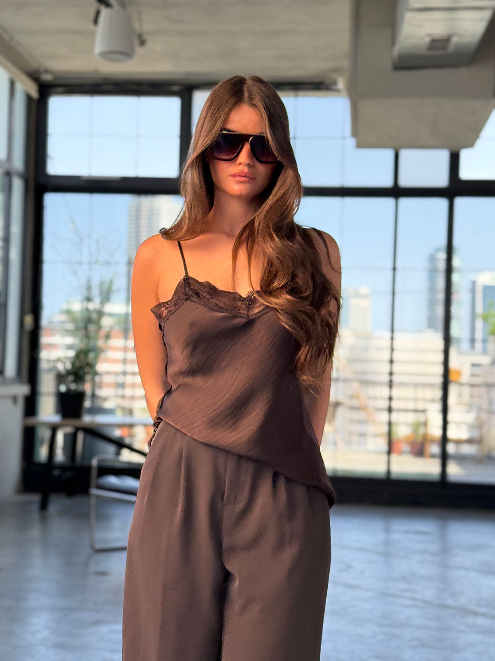 תמונה ממוזערת:  גופיית תחרה איוונה |שוקולד