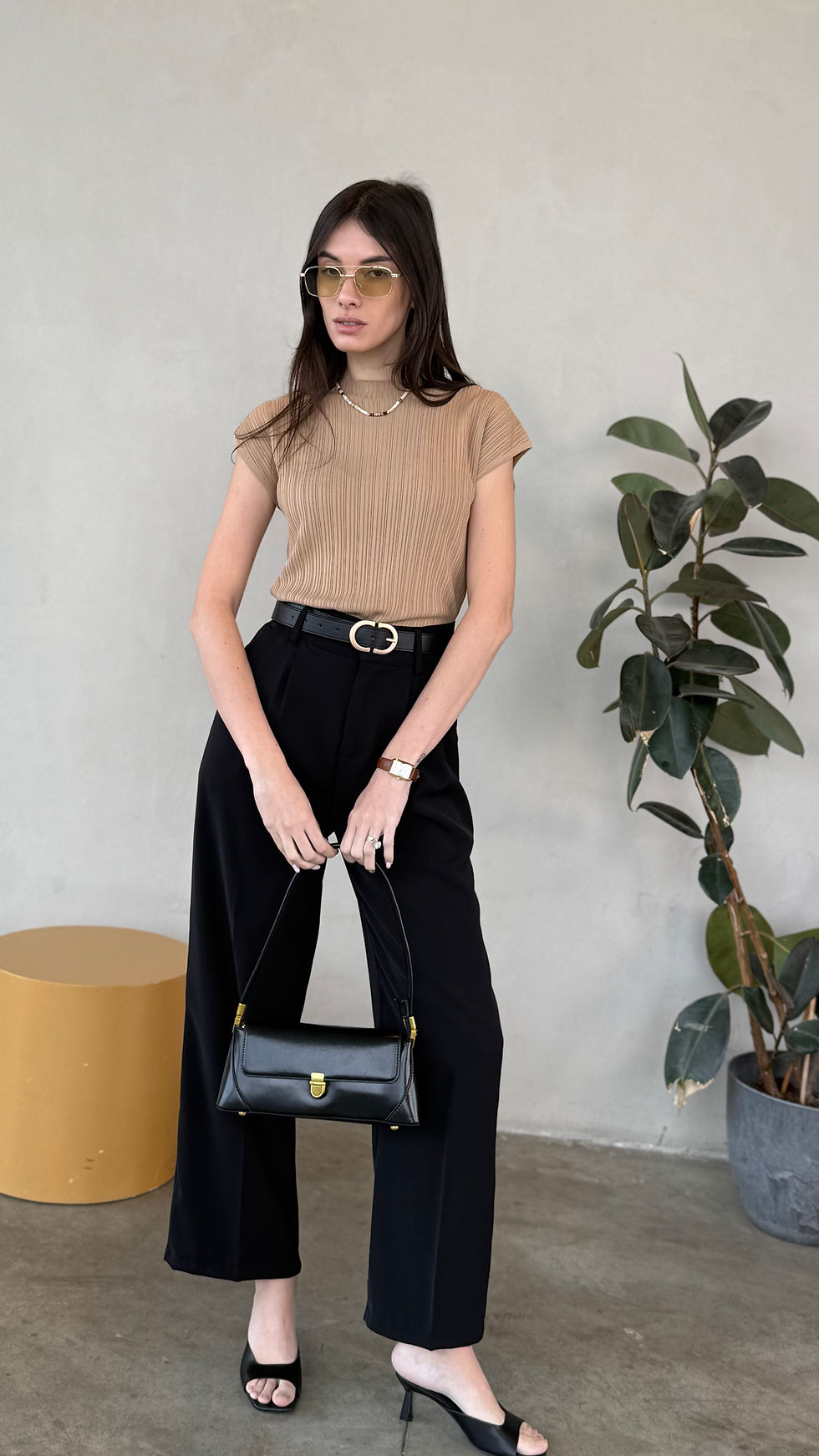 תמונה ממוזערת: טופ מיקה חצי שרוול |קפה