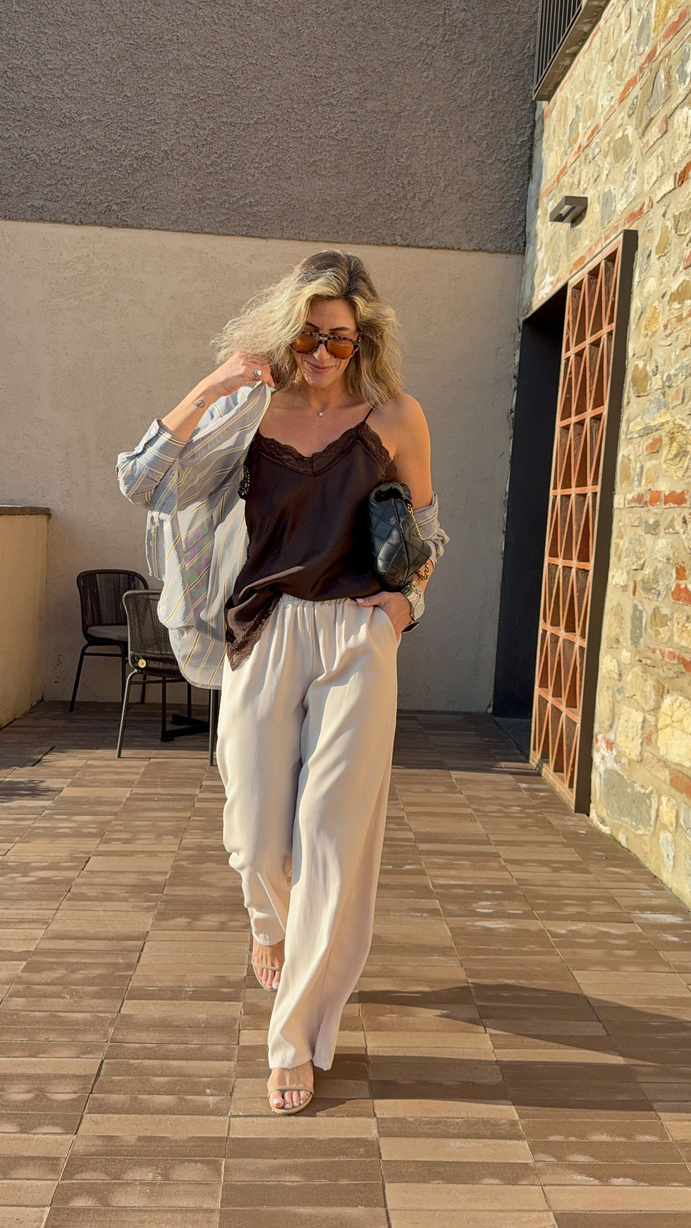 תמונה ממוזערת: גופיית תחרה איוונה  