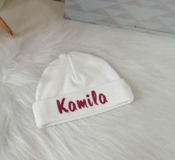 الصورة المصغرة: Bonnet blanc, personnalisable 