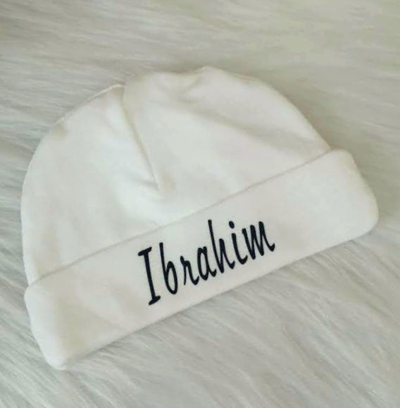 الصورة المصغرة: Bonnet blanc, personnalisable 