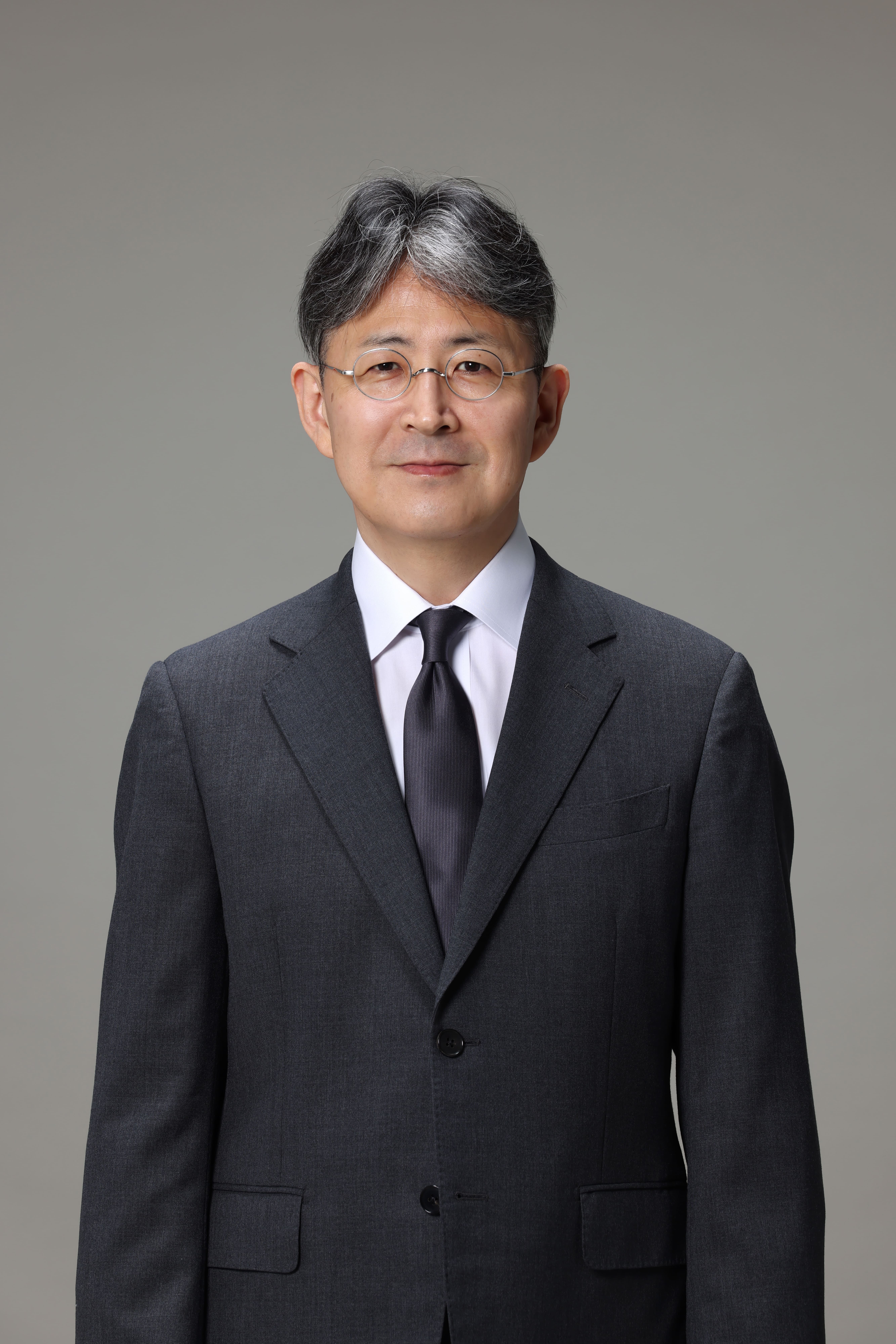 Kenji UEDA