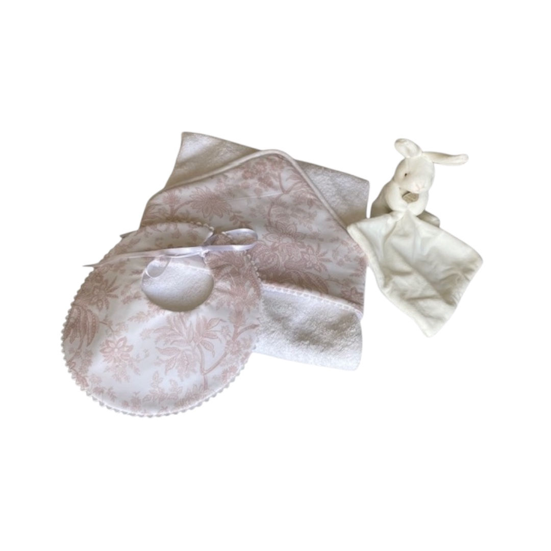 BOX BAVOIR,CAPE DE BAIN ET DOUDOU