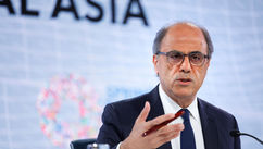 AI Spending Bolsters Global Economy Amid Trade War Threats