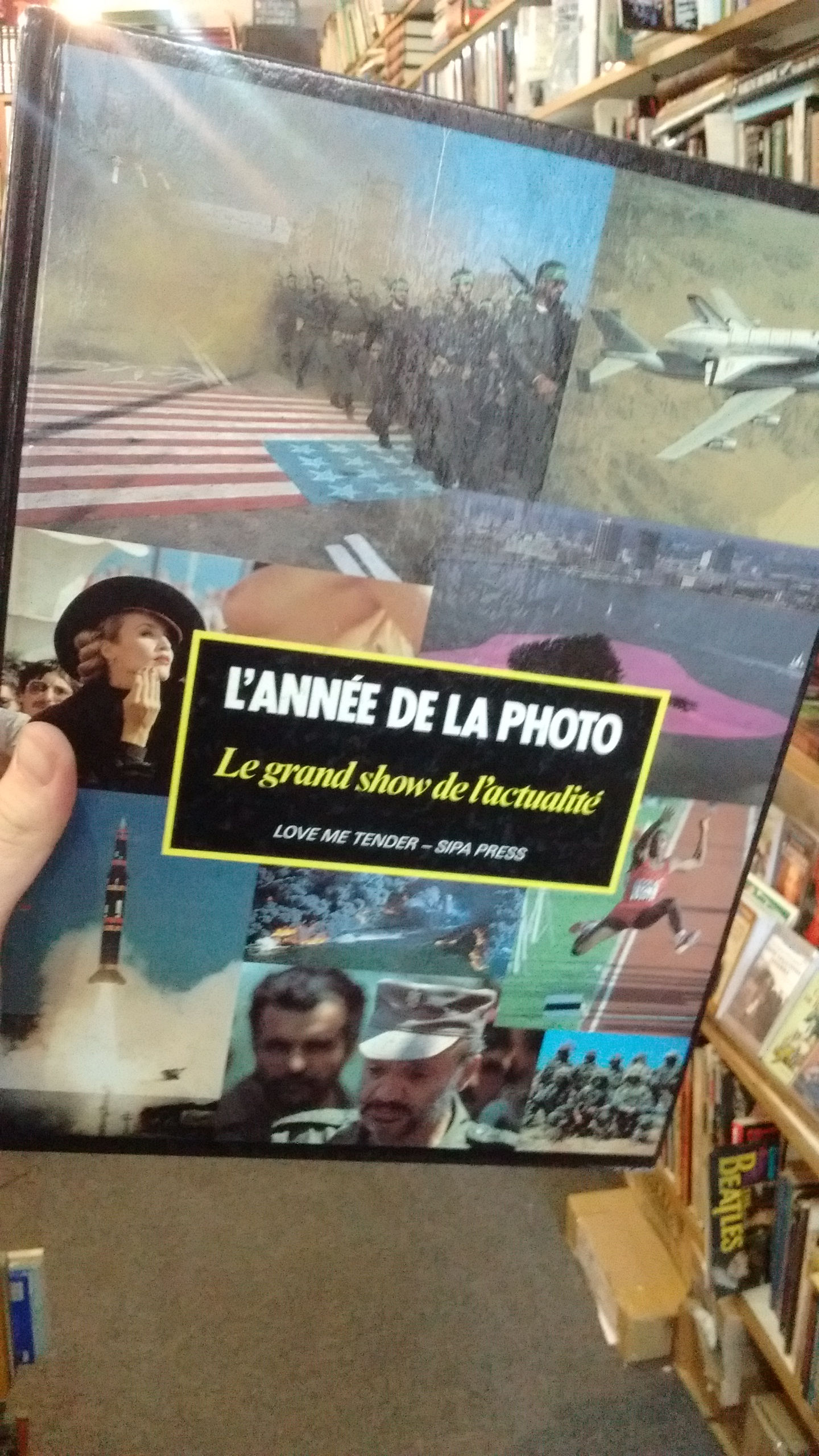 L'ANNÉE DE LA PHOTO - LE GRAND SHOW DE L'ACTUALITÉ - LOVE ME TENDER - SIPA PRESS