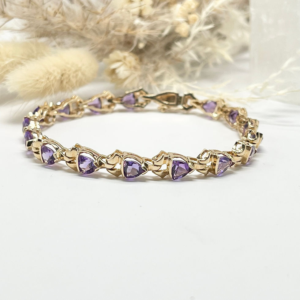 Thumbnail: 10Kt Yellow Gold Amethyst Bracelet