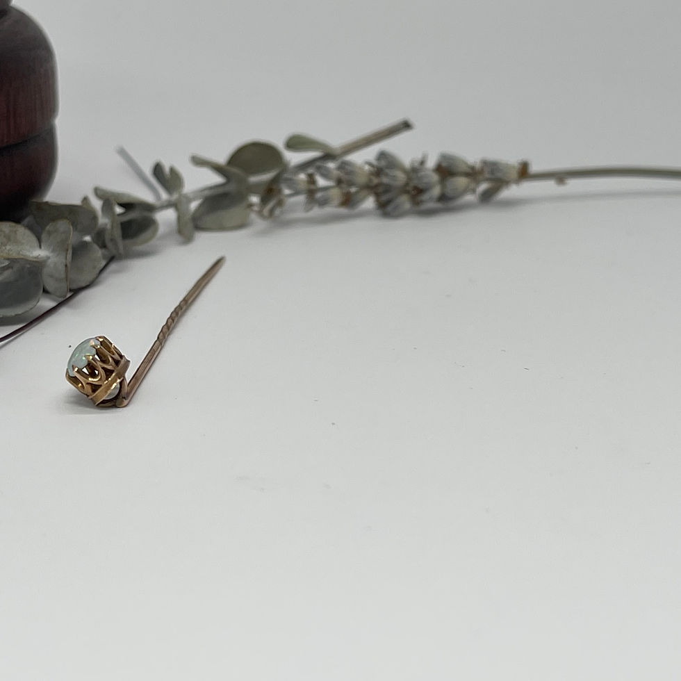 Thumbnail: 9Kt Antique Opal Yellow Gold Pin