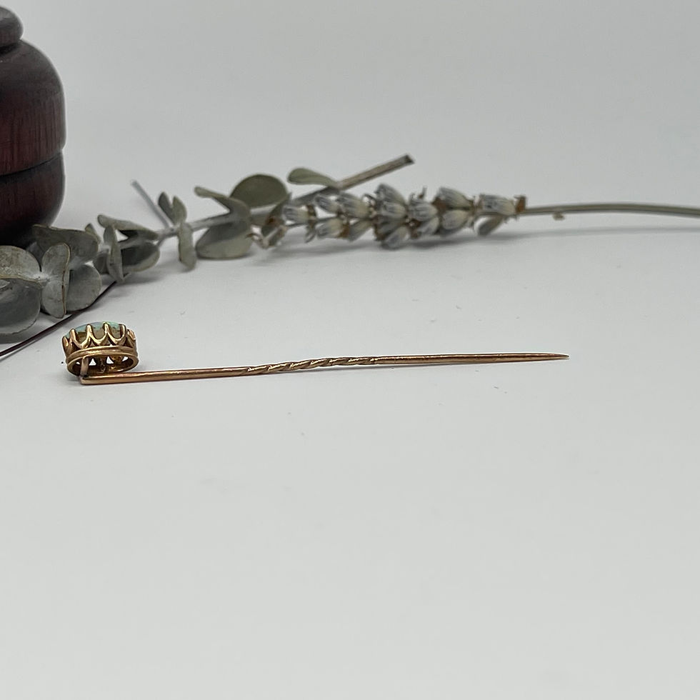 Thumbnail: 9Kt Antique Opal Yellow Gold Pin