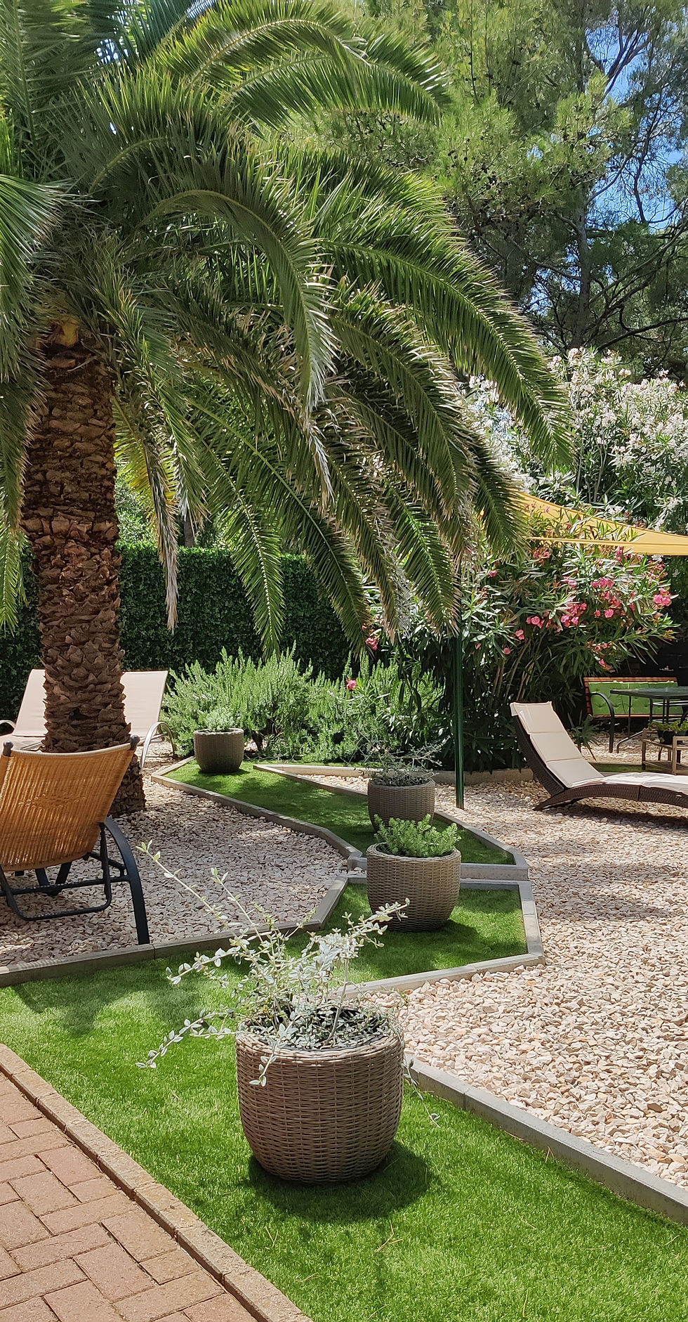 13 Garden